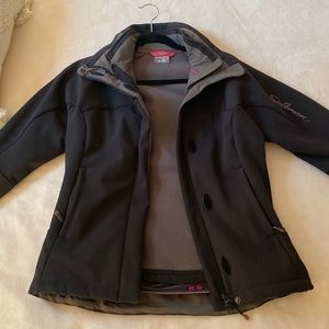 Salomon womens ski coat with removable fleece jacket liner. Size small.
